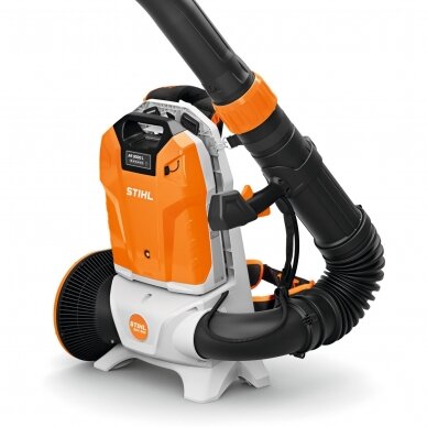 Pūstuvas akumuliatorinis STIHL BGA 300 su AR 3000L ir AL 500 3